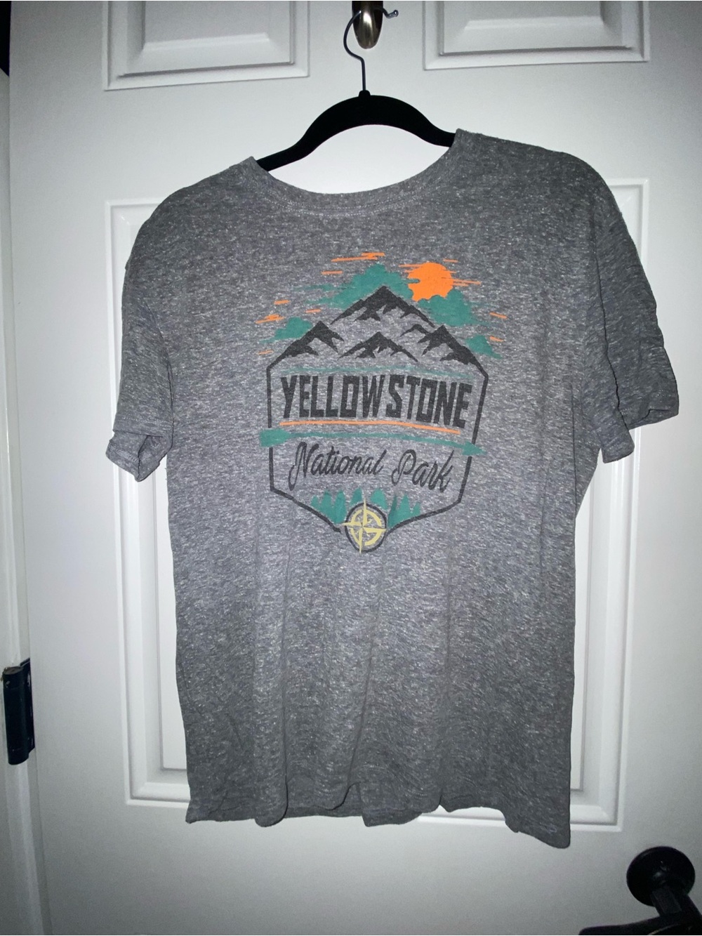 Yellowstone National Park Graphic Short Sleeve Tee - Grey